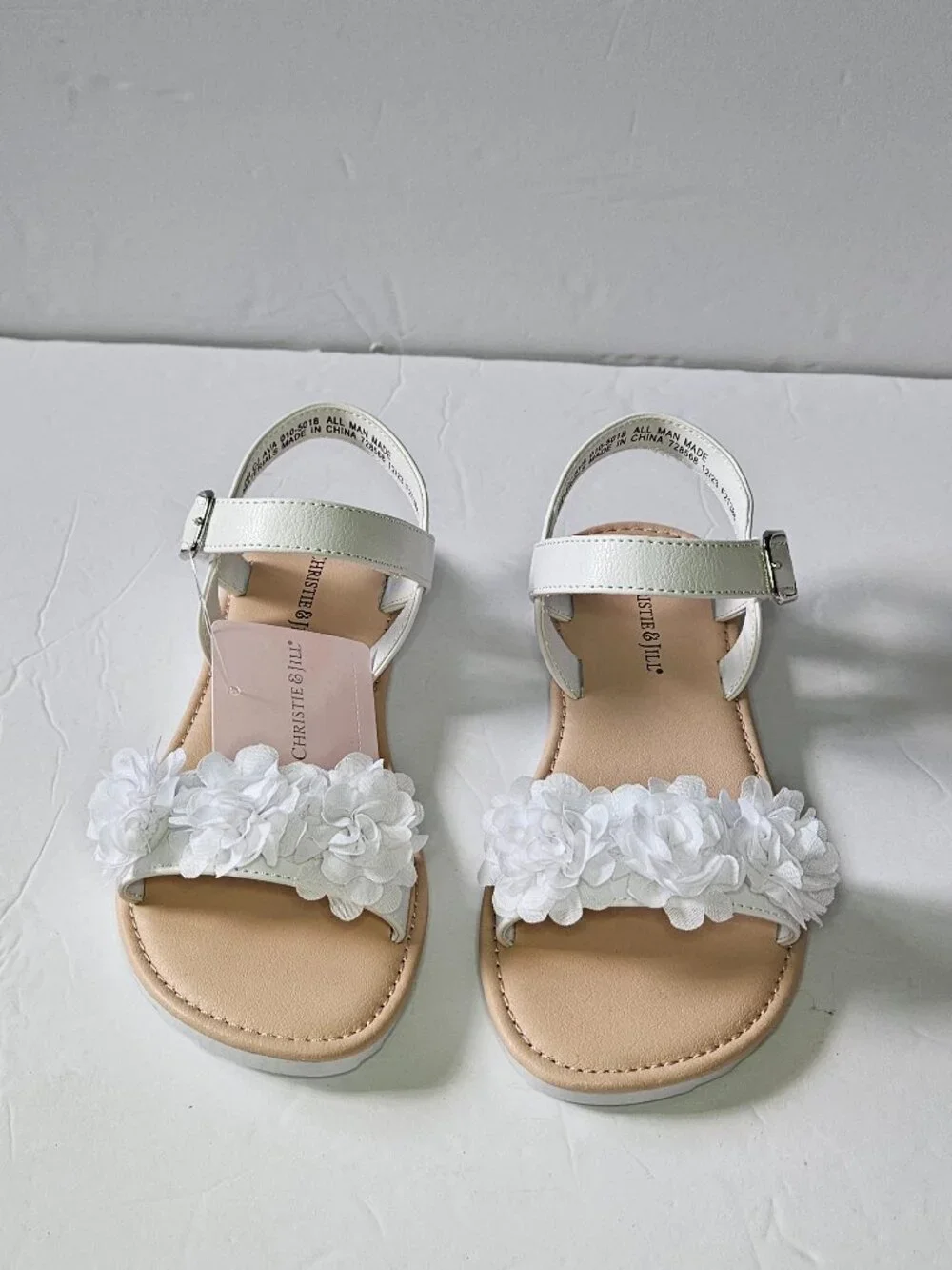 Christie & Jill Ava White Floral Strap Kids Sandals Size 2